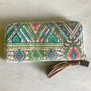 Billabong Tribal Wallet